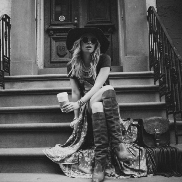 Spell Folktown Skirt in Wine - XL - Picture 9 of 14